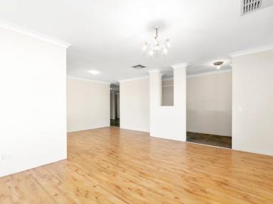 House For Sale - WA - Spearwood - 6163 - Room to Roam and Prosper!  (Image 2)
