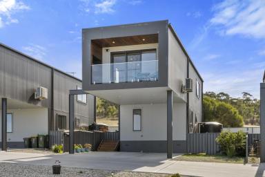 Unit For Sale - TAS - Sorell - 7172 - Modern Comfort & Smart Investment in the Heart of Sorell  (Image 2)