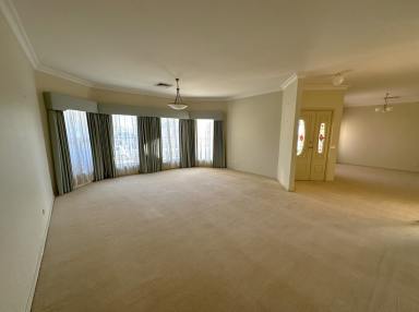 House For Lease - NSW - Tumut - 2720 - 3 Bedroom Home  (Image 2)