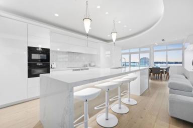 House For Sale - WA - South Perth - 6151 - EXCLUSIVE SOUTH PERTH PENTHOUSE WITH ICONIC VIEWS.  (Image 2)