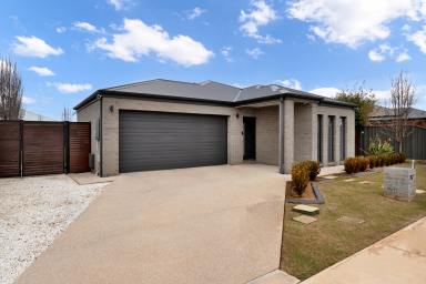 Other (Residential) For Sale - VIC - Mildura - 3500 - Move Straight In.  (Image 2)