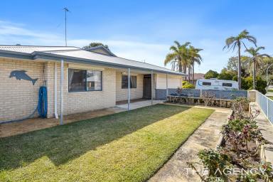 House For Sale - WA - Coodanup - 6210 - Spacious Family 4 by 2 Living with Powered Workshop, Side Access & Close to Everything.  (Image 2)