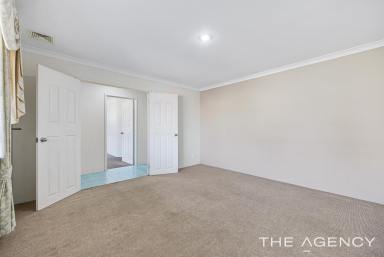 House For Sale - WA - Coodanup - 6210 - Spacious Family 4 by 2 Living with Powered Workshop, Side Access & Close to Everything.  (Image 2)