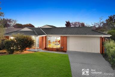 House For Lease - VIC - Cranbourne North - 3977 - Family Home in a Quiet Court Location with Excellent Access to Amenities  (Image 2)