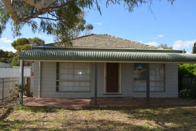 House For Sale - WA - Hopetoun - 6348 - Historical charm with modern interior  (Image 2)