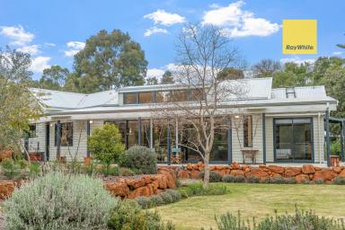 House For Sale - WA - Nannup - 6275 - Traditional Cottage, Meets Modern Versatility on Spacious 2,460sqm Block  (Image 2)