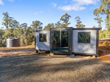 Lifestyle For Sale - TAS - Paradise - 7306 - Paradise  (Image 2)
