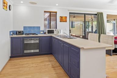 House For Sale - WA - Dunsborough - 6281 - Earthy Escape  (Image 2)