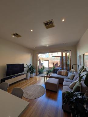 House For Lease - VIC - Richmond - 3121 - Charming Renovated Victorian Home in Central Richmond  (Image 2)