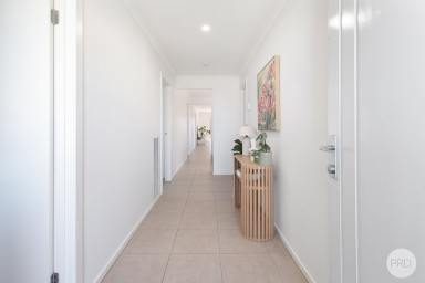 House For Sale - VIC - Winter Valley - 3358 - Immaculate Investment In The Heart Of Winter Valley  (Image 2)