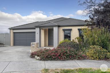 House For Sale - VIC - Lake Gardens - 3355 - Family Living With A Dash Of Cinnamon  (Image 2)