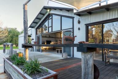 Acreage/Semi-rural For Sale - WA - Gidgegannup - 6083 - Sunrises, Sunsets & Silence  (Image 2)
