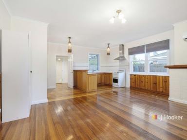 Unit Leased - TAS - Ulverstone - 7315 - Easy Living in Leven  (Image 2)