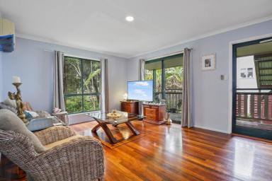 House For Sale - QLD - Macleay Island - 4184 - Charming Island Cottage - Superb Location & Relaxed Lifestyle  (Image 2)