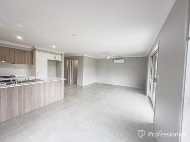 House For Lease - NSW - Kootingal - 2352 - 1/27 Wattle Street, Kootingal  (Image 2)