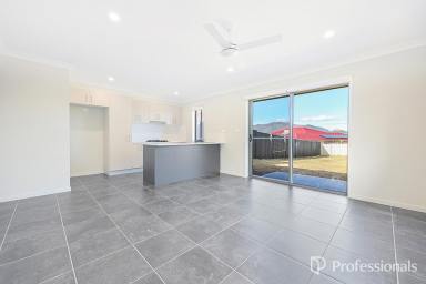 House For Lease - NSW - Kootingal - 2352 - 1/42 Wattle Street, Kootingal  (Image 2)