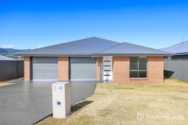 House For Lease - NSW - Kootingal - 2352 - 2/42 Wattle Street, Kootingal  (Image 2)