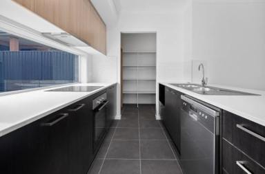 House For Lease - NSW - Raymond Terrace - 2324 - BRAND NEW HOME IN ROSLYN PARK ESTATE!!  (Image 2)