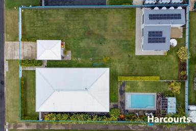 House For Sale - QLD - Woodgate - 4660 - Luxury Living in the Heart of Kinkuna Waters Estate!  (Image 2)