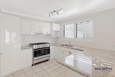 Townhouse For Lease - NSW - Dubbo - 2830 - Three-Bedroom Townhouse in Secure Fontenay Estate  (Image 2)