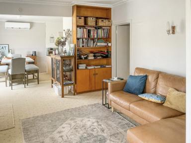 House For Lease - VIC - Horsham - 3400 - Family Home in Prime Location – Close to the Wimmera River  (Image 2)