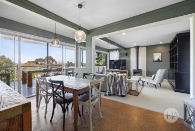 Acreage/Semi-rural For Sale - VIC - Tyabb - 3913 - Lifestyle Living With A Host Of Extra Features!  (Image 2)