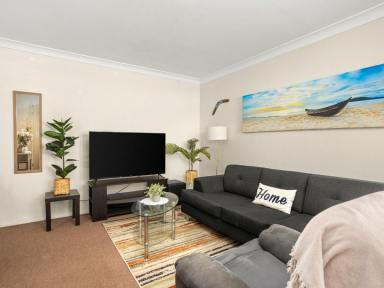 Unit For Sale - NSW - Taree - 2430 - NEAT AS A PIN IN A CENTRAL LOCATION  (Image 2)
