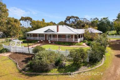 Acreage/Semi-rural For Sale - WA - Wundowie - 6560 - "Picture Perfect"  (Image 2)