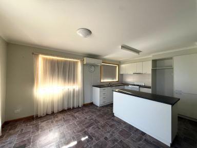 House For Lease - VIC - Boort - 3537 - Large Block  (Image 2)
