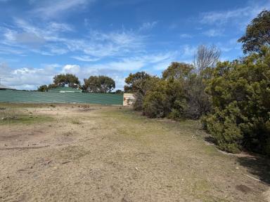 Residential Block For Sale - SA - Sapphiretown - 5222 - Kangaroo Island land primed for your Island retreat. Peace, nature and potential. Cleared area ready for building (STCC).  (Image 2)