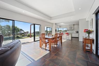 House For Sale - TAS - Bicheno - 7215 - EXPRESSIONS OF INTEREST CLOSING 12 NOON THUR 18th SEPT 2025  (Image 2)