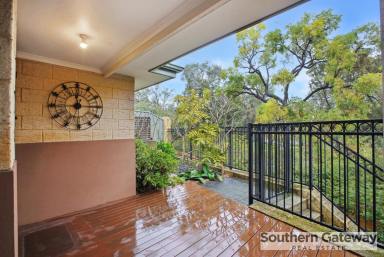 House For Sale - WA - Wellard - 6170 - MODERN, LOW MAINTENANCE LIVING IN VIBRANT WELLARD COMMUNITY  (Image 2)