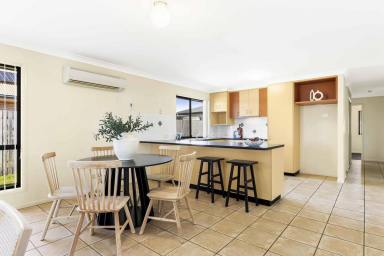 House For Sale - QLD - Middle Ridge - 4350 - Family Friendly in Middle Ridge  (Image 2)