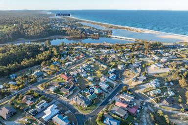 House For Sale - TAS - Scamander - 7215 - Shack Vibes with Ocean Views  (Image 2)