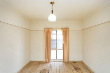 House For Sale - VIC - Mildura - 3500 - WHAT WILL YOU CHOOSE?  (Image 2)