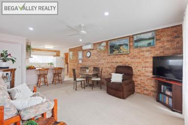 Unit For Sale - NSW - Bega - 2550 - RARE AS HENS TEETH DOWN TOWN APARTMENT  (Image 2)