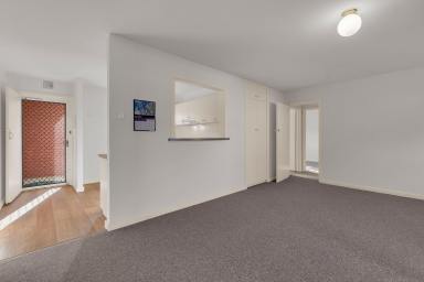 House For Lease - WA - Calista - 6167 - Ground floor unit with generous court yard!  (Image 2)