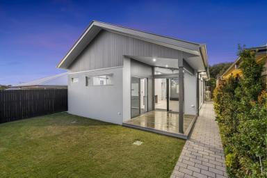 House For Sale - QLD - Yarrabilba - 4207 - Stunning Bold Living New Home with High-End Upgrades in Peaceful Yarrabilba  (Image 2)
