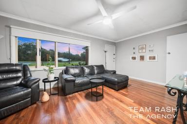House For Sale - WA - Lockridge - 6054 - Practical Living with Space and Flexibility  (Image 2)