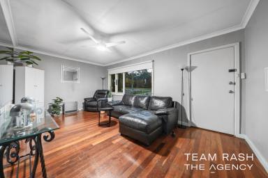 House For Sale - WA - Lockridge - 6054 - Practical Living with Space and Flexibility  (Image 2)