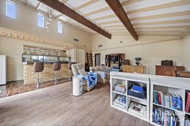 House For Sale - WA - Herne Hill - 6056 - Family Home with Granny Flat in a Tranquil Setting in the Swan Valley  (Image 2)
