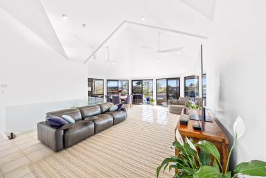 House For Sale - QLD - Tin Can Bay - 4580 - Luxury Living with waterviews  (Image 2)