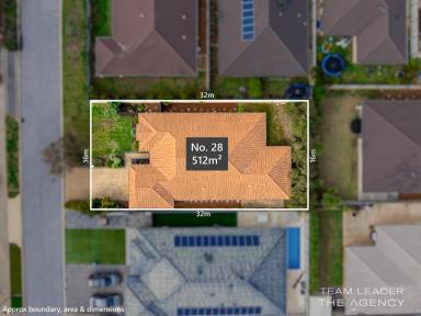 House For Sale - WA - Meadow Springs - 6210 - Spacious Family Home in Quiet Meadow Springs Location  (Image 2)
