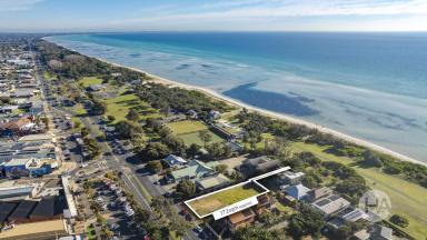 House For Sale - VIC - Rosebud - 3939 - Absolute Foreshore Living – Direct Beach Access & Approved Plans  (Image 2)