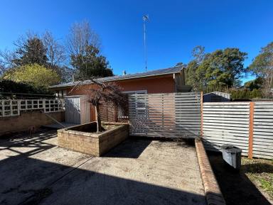 House Leased - NSW - Exeter - 2579 - Comfy home & granny flat (Image 2)