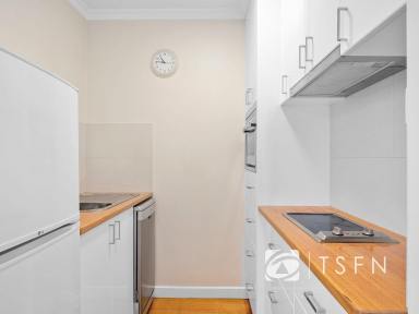 Unit For Sale - VIC - Bendigo - 3550 - Neat, sweet and complete city-fringe unit  (Image 2)