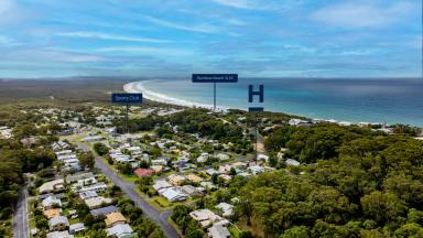 House For Sale - QLD - Rainbow Beach - 4581 - Dual Occupancy Potential, Investor or Airbnb in the heart of Rainbow Beach  (Image 2)