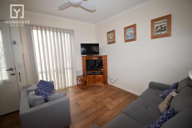 Unit For Sale - VIC - Mooroopna - 3629 - LOCATED IN A UNDER 55'S VILLAGE - MOOROOPNA  (Image 2)