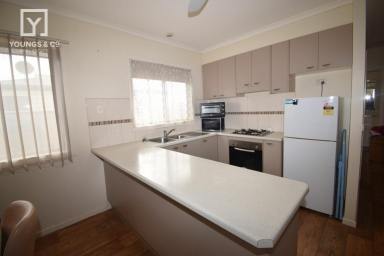 Unit For Sale - VIC - Mooroopna - 3629 - LOCATED IN A UNDER 55'S VILLAGE - MOOROOPNA  (Image 2)