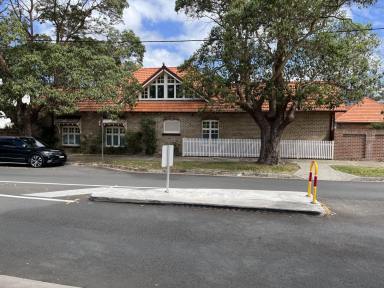 Unit For Lease - NSW - Crows Nest - 2065 - One bedroom Apartment - Unique opportunity  (Image 2)